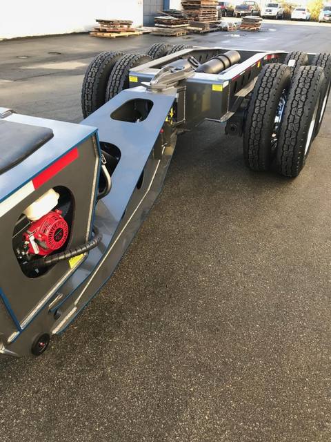 Gray two axle nitrogen booster with Honda power pack and nitrogen cylinders, photo 7 of 10
