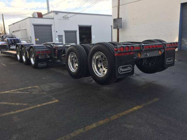 Gray two axle nitrogen booster with Honda power pack and nitrogen cylinders, photo 10 of 10